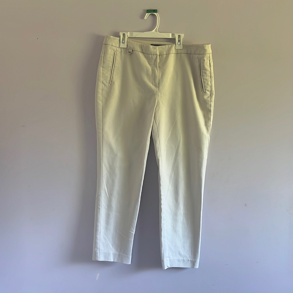 White Ankle pants by Adrianna Papell
